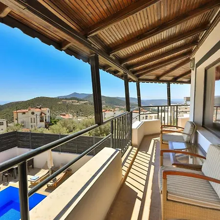 Villa Akbel 3 Bedroom 5468